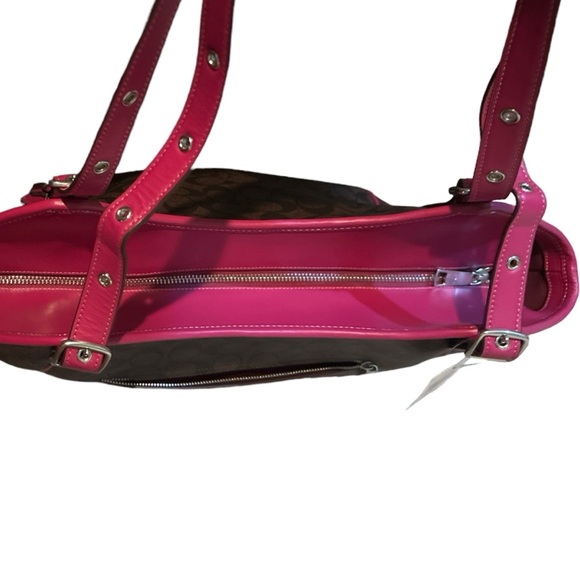 Coach Meadow Shoulder Bag In Signature Canvas - Picture 14 of 16